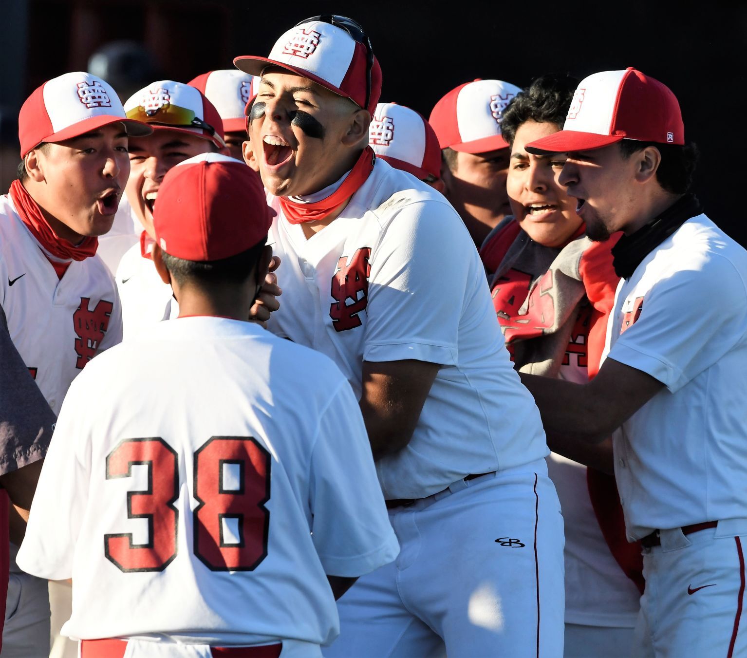 060921 SMHS CIF BSB 03.JPG